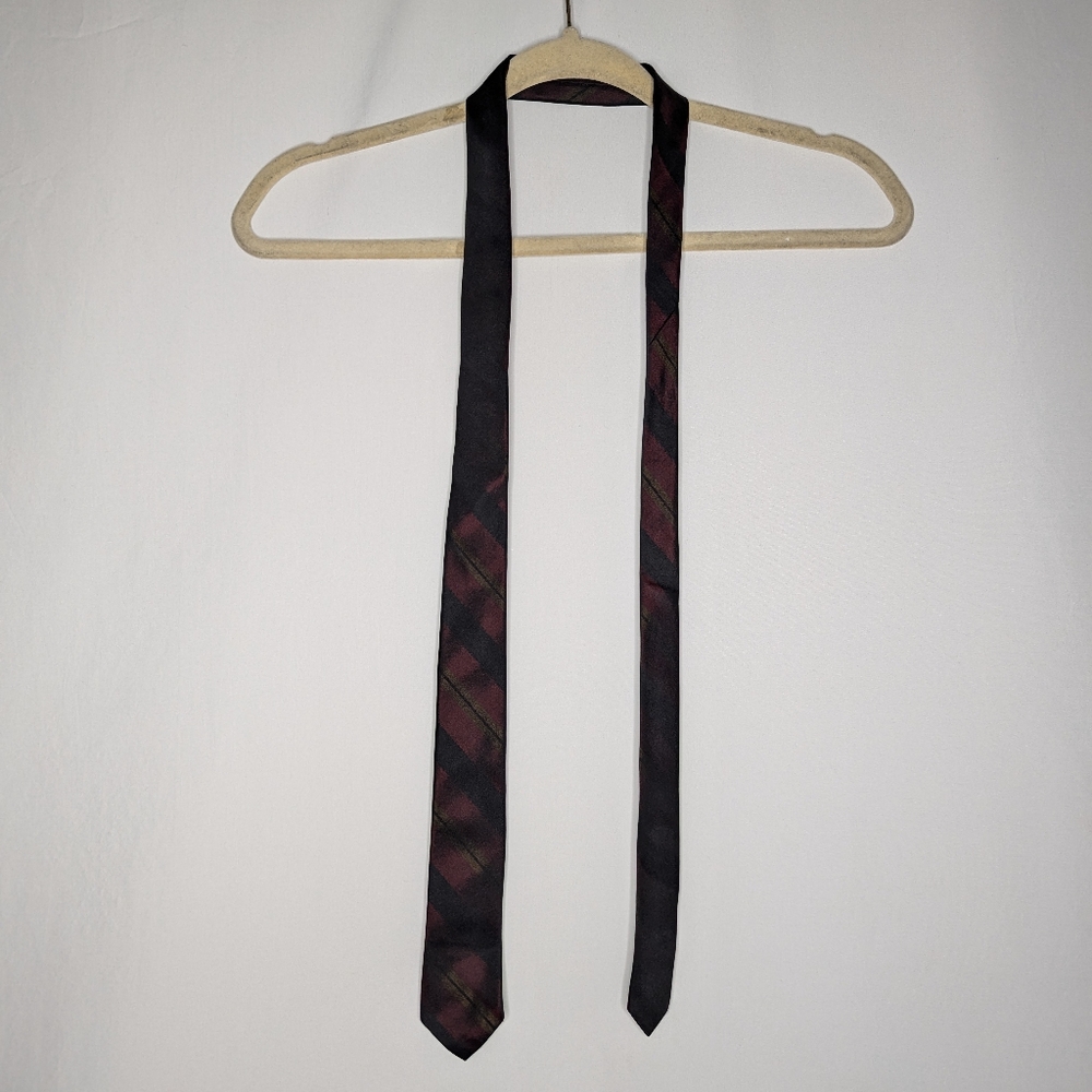 Beau Brummell Men's Vintage Y2K Black Red Stripe Silk Skinny Tie - Picture 5 of 5